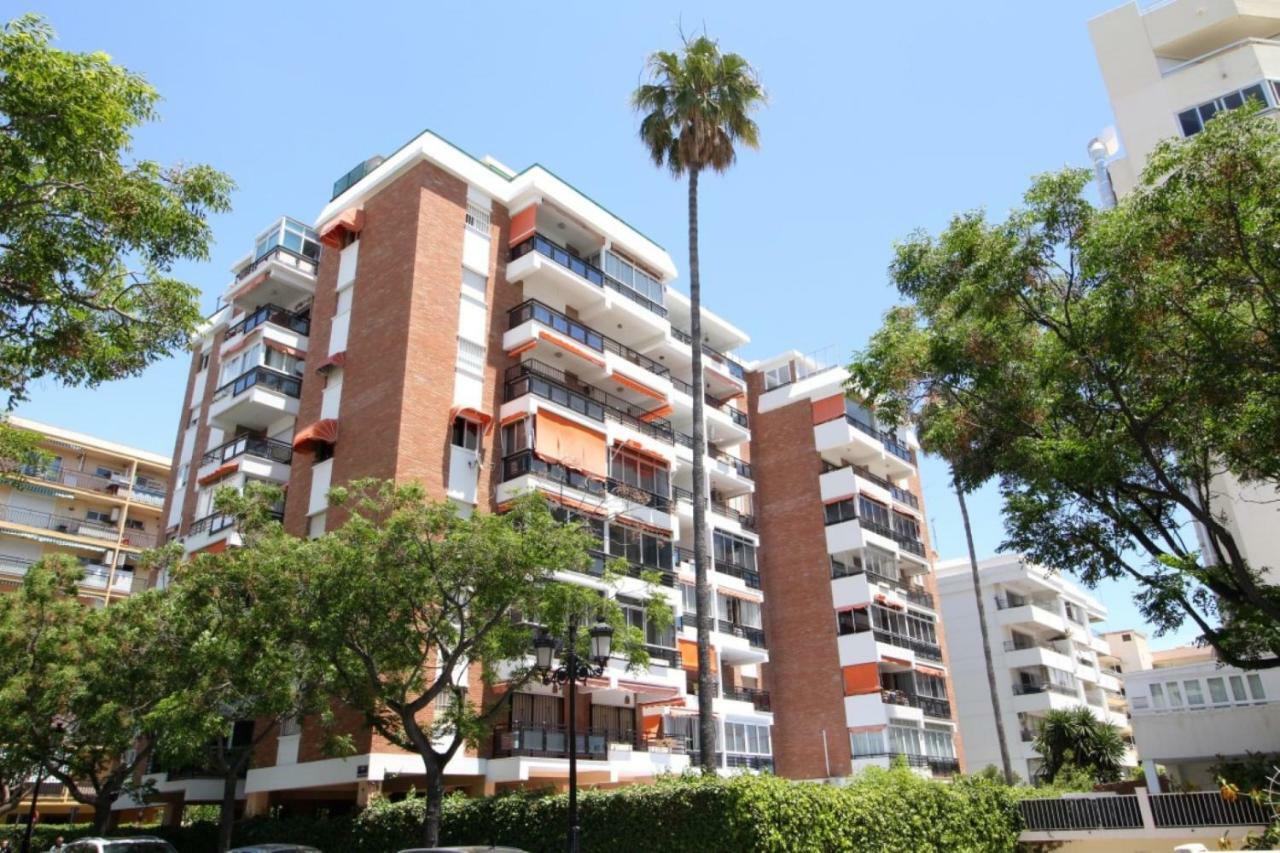 Apartamento Playa Fontanilla Marbella Esterno foto