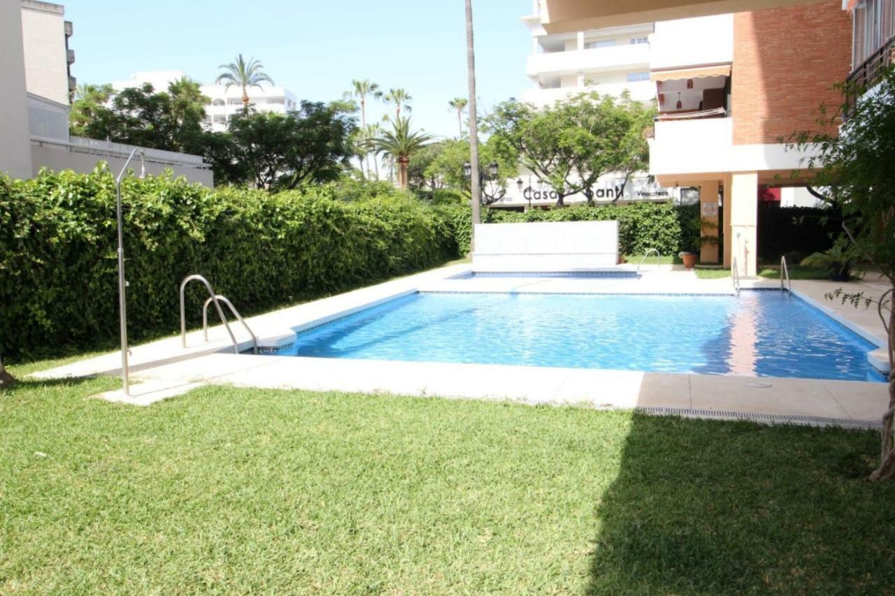Apartamento Playa Fontanilla Marbella Esterno foto