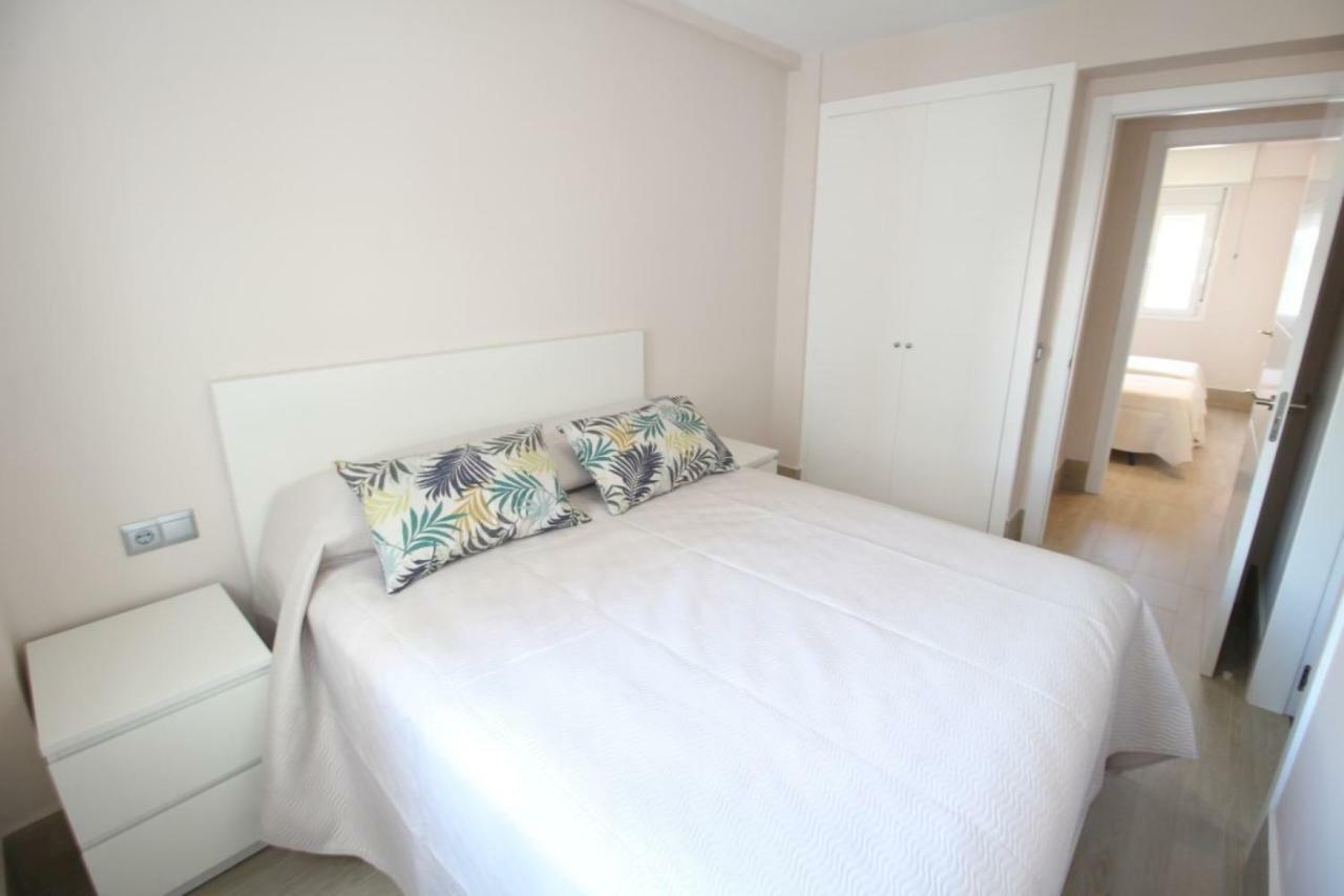 Apartamento Playa Fontanilla Marbella Esterno foto